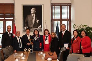 Engelli Destek ve Gündüz Yaşam Merkezi İçin İmzalar Atıldı